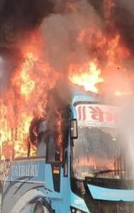 Mumbai-Pune Expressway Bus Fire