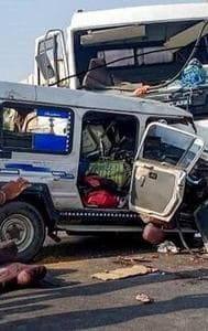 4 women dead, 20 people injured as truck hit tractor in UP